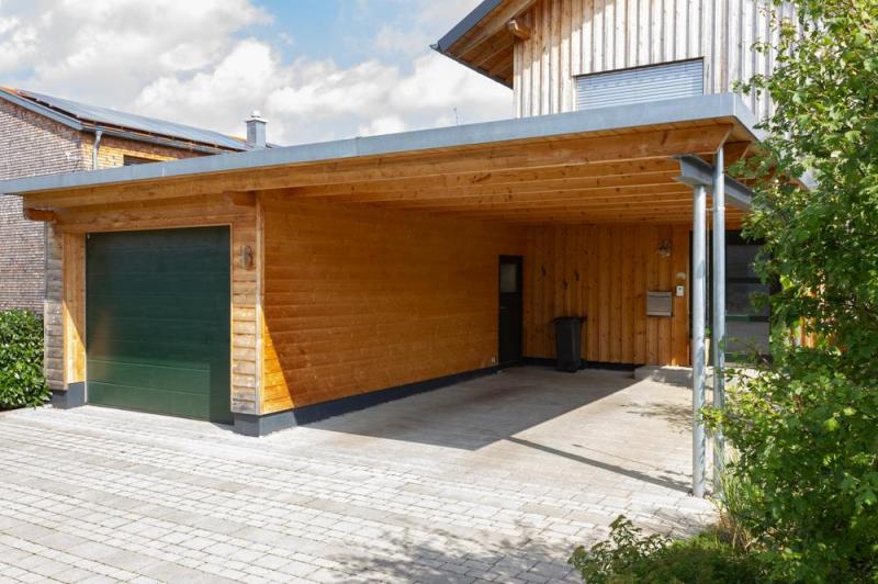 Garage en bois &agrave; Mercin et Vaux, un espace pratique et durable